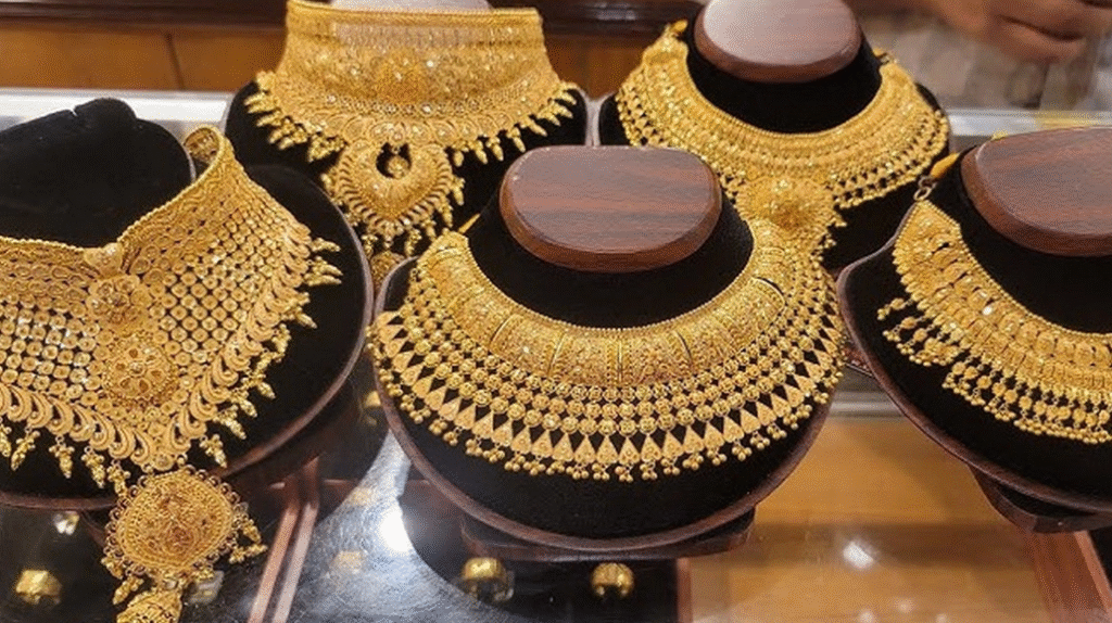 ২২ ক্যারেট সোনার দাম ২৩ অক্টোবর ২০২৫ আজকে প্রতি ভরি স্বর্ণের দাম ২২ ক্যারেট সোনার দাম ২৩ অক্টোবর ২০২৫ আজকে প্রতি ভরি স্বর্ণের দাম